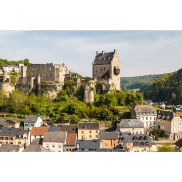 Lais Puzzle - Ruinen der mittelalterlichen Burg Larochette, Luxemburg - 2.000 Teile