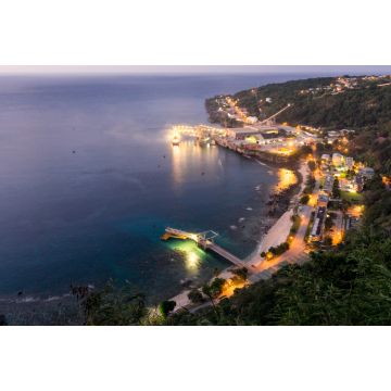 Lais Puzzle - Flying Fish Cove bei Nacht, Weihnachtsinsel, Territorium im Indischen Ozean von Australien - 2.000 Teile