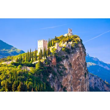 Lais Puzzle - Arco-Burg auf hohem Felsen - 2.000 Teile