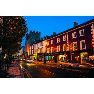 Lais Puzzle - Hauptstraße von Cashel, Irland bei Nacht - 2.000 Teile
