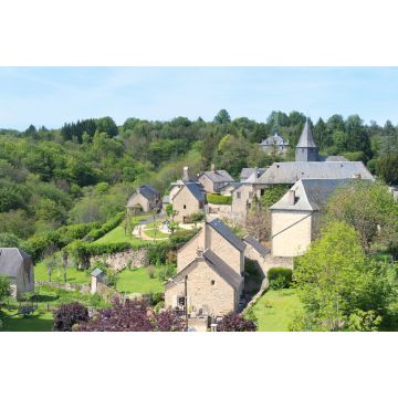 Lais Puzzle - Dorf Treignac in Haute Vienne, Frankreich - 2.000 Teile
