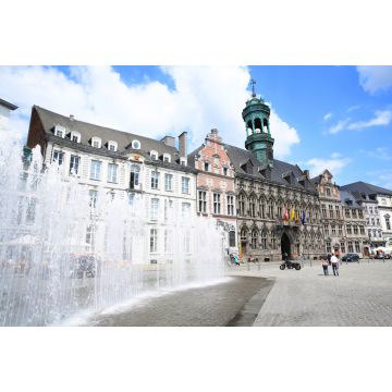 Lais Puzzle - Der historische Marktplatz von Mons, Wallonien, Belgien - 2.000 Teile