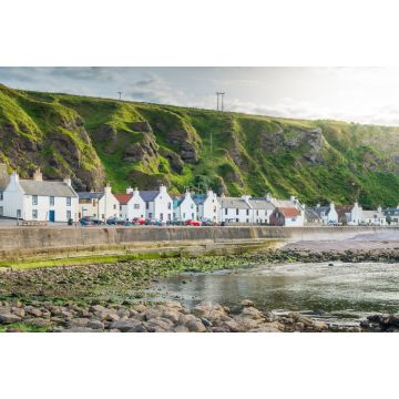 Lais Puzzle - Sonniger Nachmittag in Pennan, kleines Dorf in Aberdeenshire, Schottland - 2.000 Teile