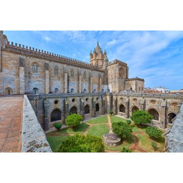 Lais Puzzle - Blick auf den gotischen Kreuzgang der Kathedrale von Evora, Alentejo, Portugal - 2.000 Teile
