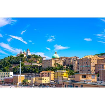 Lais Puzzle - Ansicht der Stadt von Ancona vom Hafen, Italien - 2.000 Teile