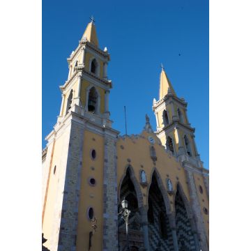 Lais Puzzle - Stadt Mazatlan. Sinaloa Mexiko. Kirche - 2.000 Teile