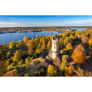 Lais Puzzle - Ansicht des Flatow-Turmparks Babelsberg mit Glienicker Brücke in Potsdam, Deutschland - 2.000 Teile