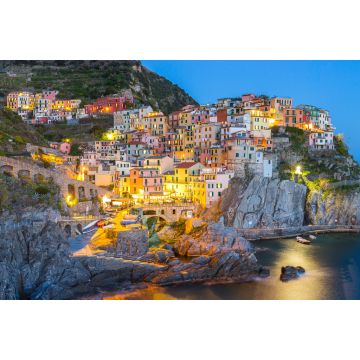 Lais Puzzle - Manarola, Dorf eins von Cinque Terre, in der Nacht in La Spezia, Italien - 2.000 Teile