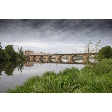 Lais Puzzle - Brücke über den Fluss Loire, in Roanne, Frankreich - 2.000 Teile