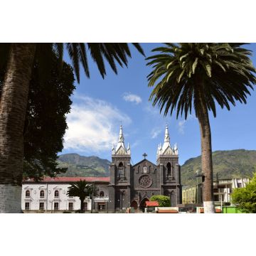 Lais Puzzle - Kirche der Jungfrau des Heiligen Wassers (Nuestra Señora del Agua Santa), Baños de Agua Santa, Ecuador - 2.000 Teile