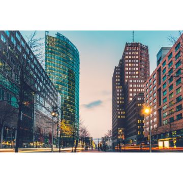 Lais Puzzle - Straße am Potsdamer Platz in der Nacht mit Linsenfackeln von fahrenden Autos, Berlin - 2.000 Teile