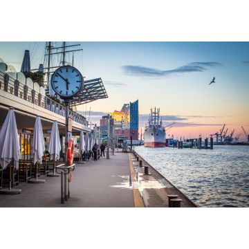 Lais Puzzle - Blick auf das Hafenviertel in der Stadt Hamburg, Deutschland. - 2.000 Teile