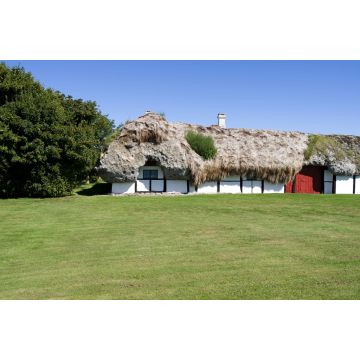 Lais Puzzle - Laesoe / Dänemark: Altes Bauernhaus in Fachwerkbauweise mit Strohdach aus Seegras - 2.000 Teile