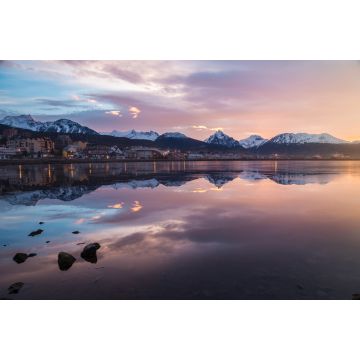 Lais Puzzle - Überblick über die Stadt Ushuaia in Argentinien bei Sonnenaufgang. - 2.000 Teile