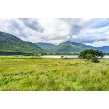 Lais Puzzle - Blick auf Loch Awe und Kilchurn Castle. Kilchurn Castle war der Stützpunkt des Clan Campbell im 15. Jahrhundert, Argyll, Schottland, Großbritannien - 2.000 Teile