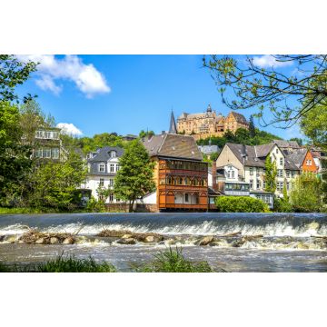 Lais Puzzle - Blick auf Schloss und Lahn, Land Hessen, Deutschland. - 2.000 Teile