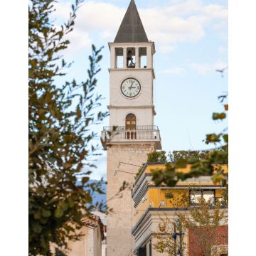 Lais Puzzle - Das Wahrzeichen von Tirana ist der Uhrenturm - 40, 100, 200, 500, 1.000 & 2.000 Teile
