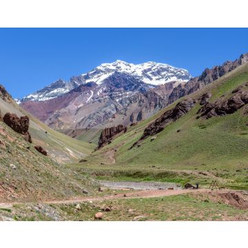 Lais Puzzle - Der Aconcagua, der höchste Berg Amerikas, dominiert das Tal, Mendoza, Argentinien - 40, 100, 200, 500, 1.000 & 2.000 Teile