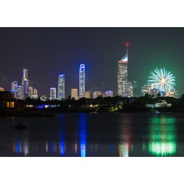 Lais Puzzle - Feuerwerk in moderner Stadt - Gold Coast Australien - 1.000 Teile