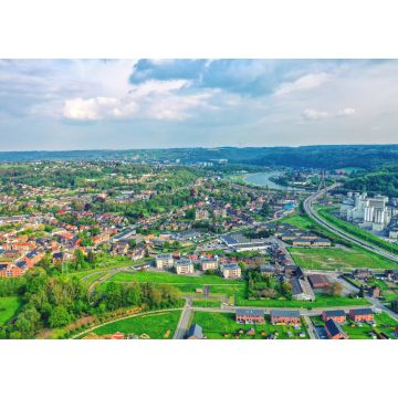 Lais Puzzle - Blick über die Stadt Huy in Belgien und die Maas auf das weit entfernte Atomkraftwerk Tihange - 1.000 Teile