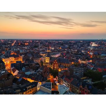 Lais Puzzle - Skyline des Stadtzentrums von Hasselt kurz nach Sonnenuntergang, Provinz Limburg, Belgien - 40, 100, 200, 500, 1.000 & 2.000 Teile