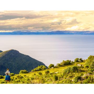Lais Puzzle - Blick auf eine indigene Frau auf der Isla de Sol am Titicacasee in Bolivien - 40, 100, 200, 500, 1.000 & 2.000 Teile