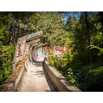 Lais Puzzle - Verlassene Bobbahn in Sarajevo, Bosnien und Herzegowina - 40, 100, 200, 500, 1.000 & 2.000 Teile