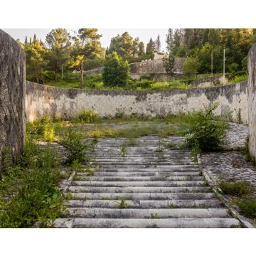 Lais Puzzle - Zerfallener Partisanenfriedhof in Mostar, Bosnien und Herzegowina - 40, 100, 200, 500, 1.000 & 2.000 Teile