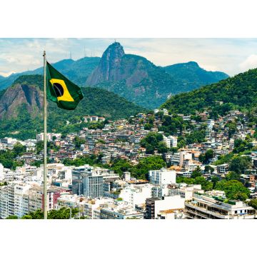 Lais Puzzle - Flagge Brasiliens mit Favela Babilonia, Leme und Corcovado von Rio de Janeiro im Hintergrund - 1.000 Teile