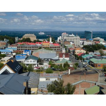 Lais Puzzle - Die Stadt Punta Arenas in der Region Magallanes und Chilenische Antarktis - 40, 100, 200, 500, 1.000 & 2.000 Teile