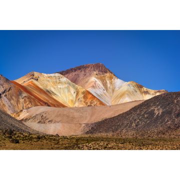 Lais Puzzle - Landschaft mit dem farbenprächtigen Vulkan Cerro Cosapilla unter blauem Himmel im Norden von Chile - 2.000 Teile