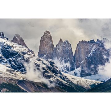 Lais Puzzle - Torres del Paine-Gipfel aus den Wolken - 2.000 Teile