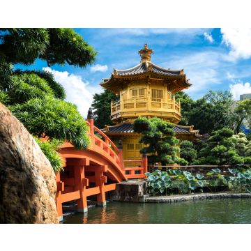 Lais Puzzle - Vorderansicht des Goldenen Pavillon-Tempels mit roter Brücke im Nan Lian-Garten, Hongkong. Asien - 40, 100, 200, 500, 1.000 & 2.000 Teile