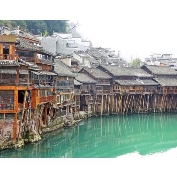 Lais Puzzle - Die antike Stadt Fenghuang, eine der berühmtesten antiken Städte in Hunan, China - 40, 100, 200, 500, 1.000 & 2.000 Teile