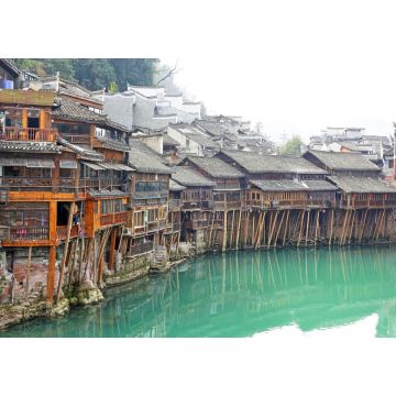 Lais Puzzle - Die antike Stadt Fenghuang, eine der berühmtesten antiken Städte in Hunan, China - 1.000 Teile