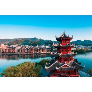 Lais Puzzle - Abenddämmerung in der alten Stadt Zhenyuan, Provinz Guizhou, China - 2.000 Teile