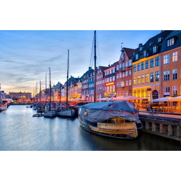 Lais Puzzle - Nyhavn mit seinem malerischen Hafen mit alten Segelschiffen und bunten Fassaden alter Häuser in Kopenhagen, Dänemark - 2.000 Teile