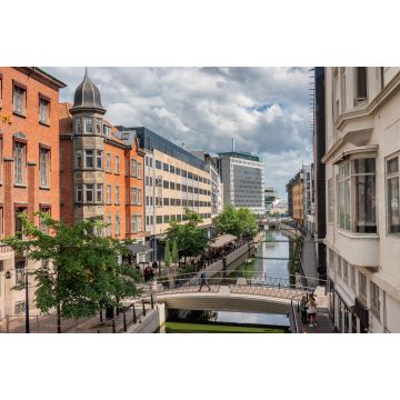 Lais Puzzle - Der Fluss Aarhus fließt durch das Stadtzentrum, Dänemark - 2.000 Teile
