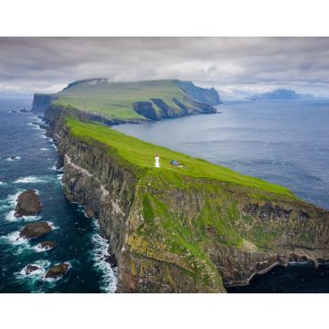 Lais Puzzle - Luftaufnahme des Leuchtturms auf der Insel Mykines auf den Färöer Inseln, Nordatlantik - 40, 100, 200, 500, 1.000 & 2.000 Teile