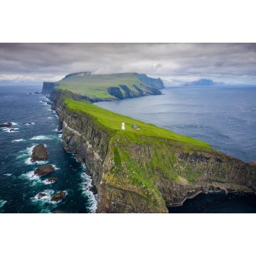 Lais Puzzle - Luftaufnahme des Leuchtturms auf der Insel Mykines auf den Färöer Inseln, Nordatlantik - 2.000 Teile