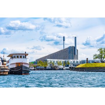 Lais Puzzle - Blick auf die Fabrik Amager Bakke mit der Skipiste auf dem Dach in Kopenhagen, Dänemark - 2.000 Teile