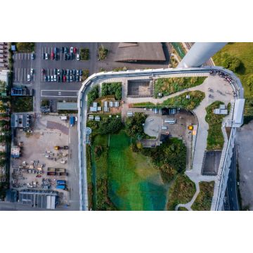 Lais Puzzle - Amager Bakke, Copenhill Waste-to-Energy Power Plant in Kopenhagen, Dänemark mit dem Skigebiet auf dem Dach - 2.000 Teile
