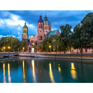 Lais Puzzle - St. Lukas rosa Kirche München - 40, 100, 200, 500, 1.000 & 2.000 Teile