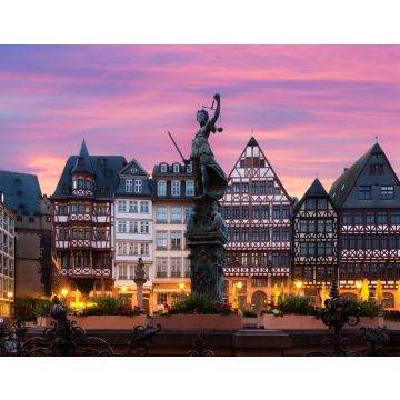 Lais Puzzle - Frankfurt Altstadtplatz am Römerberg mit Justitia-Statue - 40, 100, 200, 500, 1.000 & 2.000 Teile