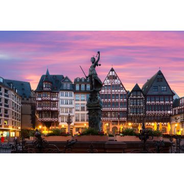 Lais Puzzle - Frankfurt Altstadtplatz am Römerberg mit Justitia-Statue - 2.000 Teile