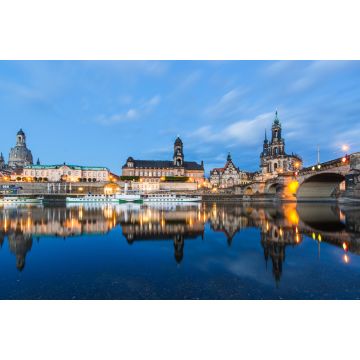 Lais Puzzle - Dresden bei Nacht, Deutschland während der blauen Stunde der Dämmerung - 2.000 Teile