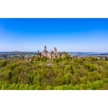 Lais Puzzle - Schloss Braunfels, mit Hubertusturm, Neuer Bergfried, Georgturm und Alter Stock Braunfels, Hessen - 2.000 Teile