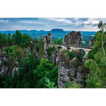 Lais Puzzle - Berühmte Basteibrücke in der Sächsischen Schweiz an einem bewölkten Tag - 2.000 Teile