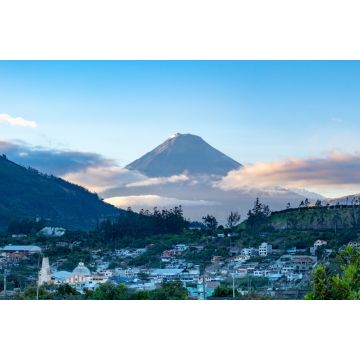 Lais Puzzle - Stadt und Vulkan bei Sonnenaufgang in den Anden von Ecuador - 2.000 Teile