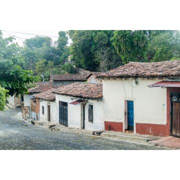 Lais Puzzle - Gepflasterte Straße in Suchitoto, El Salvador - 2.000 Teile